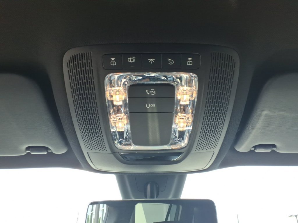 Used 2021 Mercedes-Benz GLB 250 image 27
