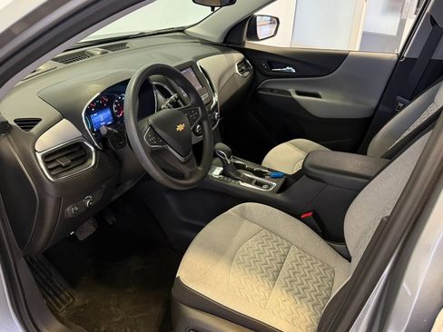 Certified 2023 Chevrolet Equinox LS w/ LS Convenience Package image 9