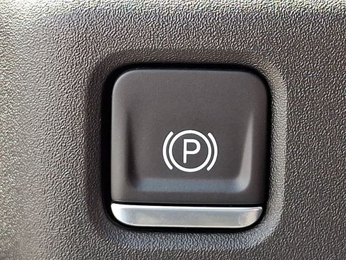 Used 2024 Chevrolet Silverado 1500 RST image 23