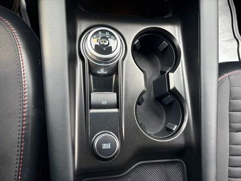 Used 2025 Ford Explorer ST-Line image 26