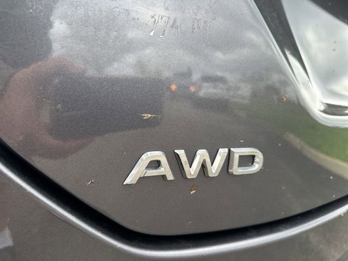 Used 2025 Honda Pilot Touring image 7