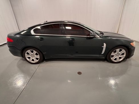 Used 2011 Jaguar XF image 4
