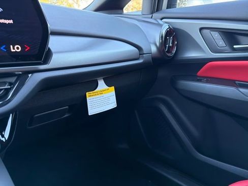 New 2026 Chevrolet Equinox EV RS image 30