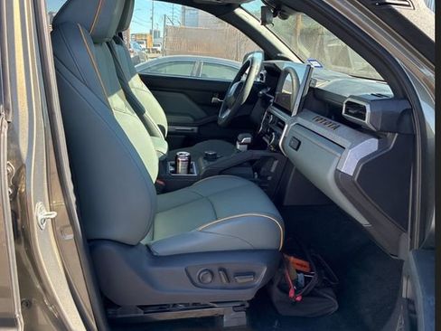 Used 2024 Toyota Tacoma Trailhunter image 6