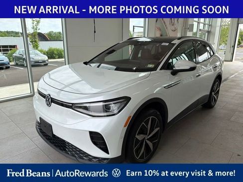Used 2023 Volkswagen ID.4 Pro S AWD/4WD image 2
