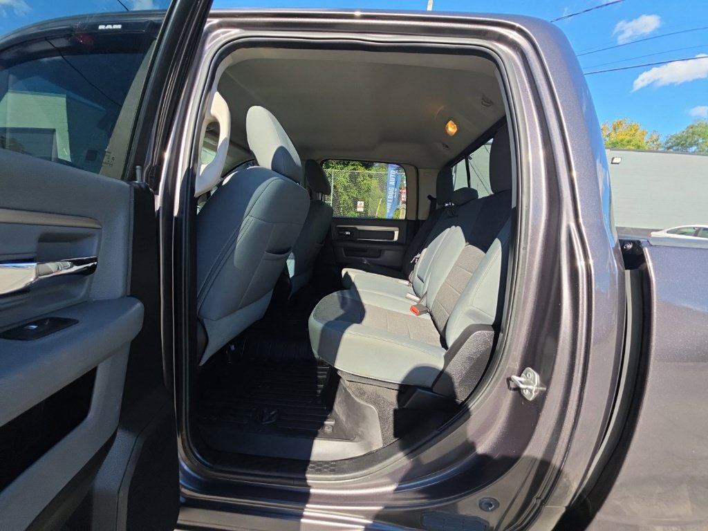 Used 2015 RAM 1500 Big Horn AWD/4WD image 31