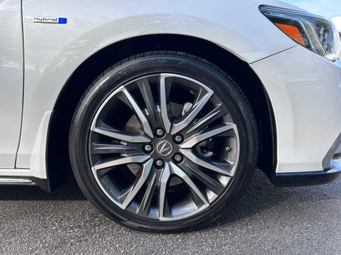 Used 2020 Acura RLX Sport Hybrid w/ Advance Pkg image 15