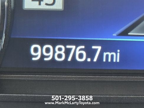 Used 2022 Ford Explorer XLT w/ Equipment Group 202A RWD image 25