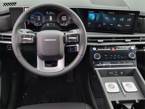 New 2026 Hyundai Santa Fe SE image 4