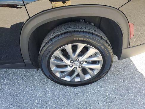 Used 2025 Buick Enclave Preferred image 20