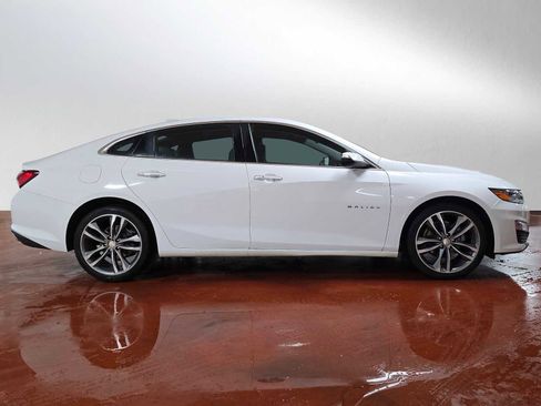 Used 2020 Chevrolet Malibu Premier image 2