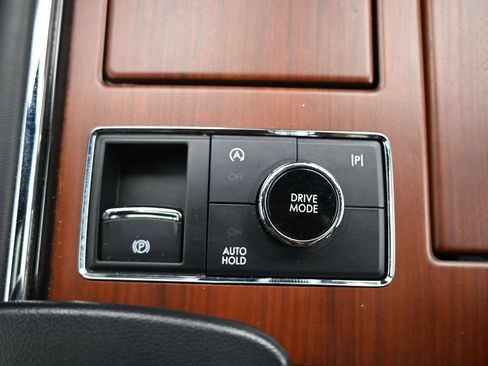 Used 2023 Lincoln Navigator Reserve AWD/4WD image 26