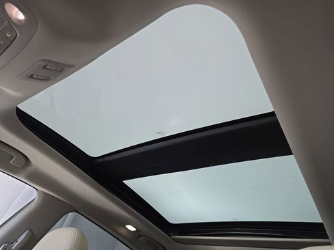 Used 2019 Nissan Murano Platinum image 30