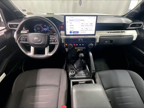 Used 2024 Toyota Tacoma TRD Off-Road w/ TRD Off Road Upgrade Package image 21