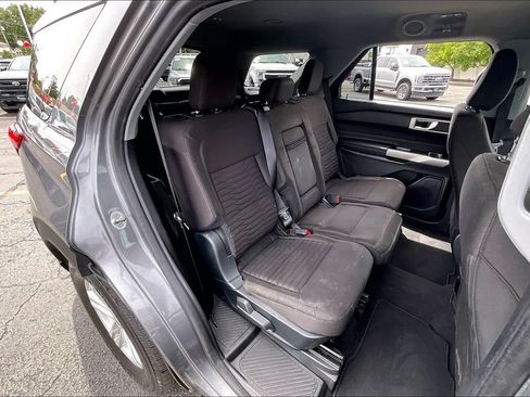Used 2021 Ford Explorer XLT RWD image 26