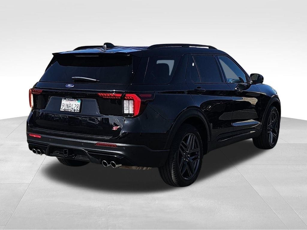Used 2025 Ford Explorer ST w/ Sun And Sound Package AWD/4WD image 3