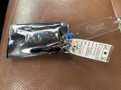 Used 2013 Lexus RX 450h AWD image 37