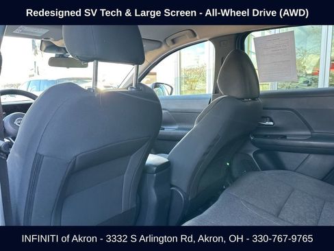 Used 2025 Nissan Kicks SV AWD/4WD image 33