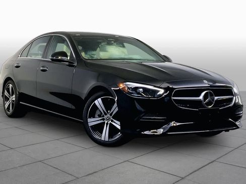 Used 2023 Mercedes-Benz C 300 4MATIC Sedan image 3