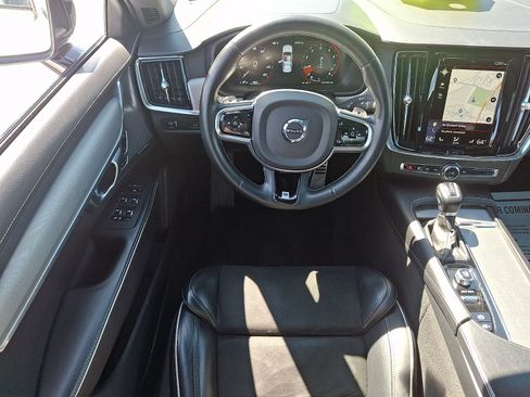 Used 2020 Volvo S90 T6 R-Design AWD/4WD image 11