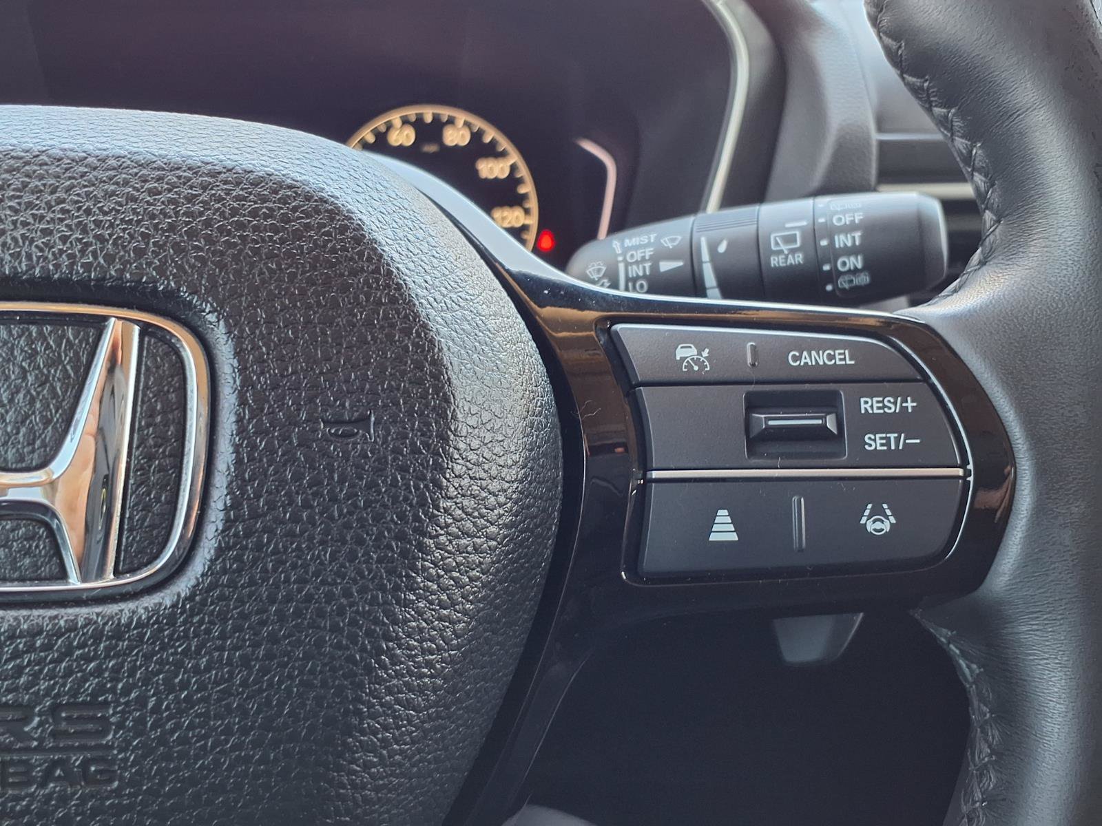 Used 2025 Honda Pilot EX-L image 19