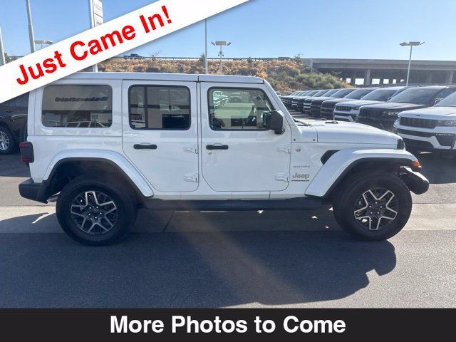 Used 2024 Jeep Wrangler Unlimited Sahara w/ Technology Group AWD/4WD image 7