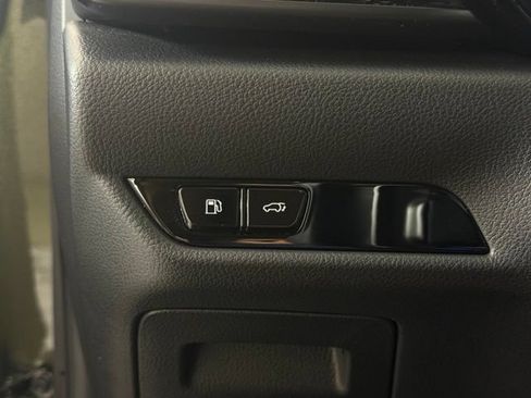 Used 2025 Lexus NX 350h AWD image 28