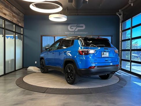Used 2021 Jeep Compass Latitude AWD/4WD image 5