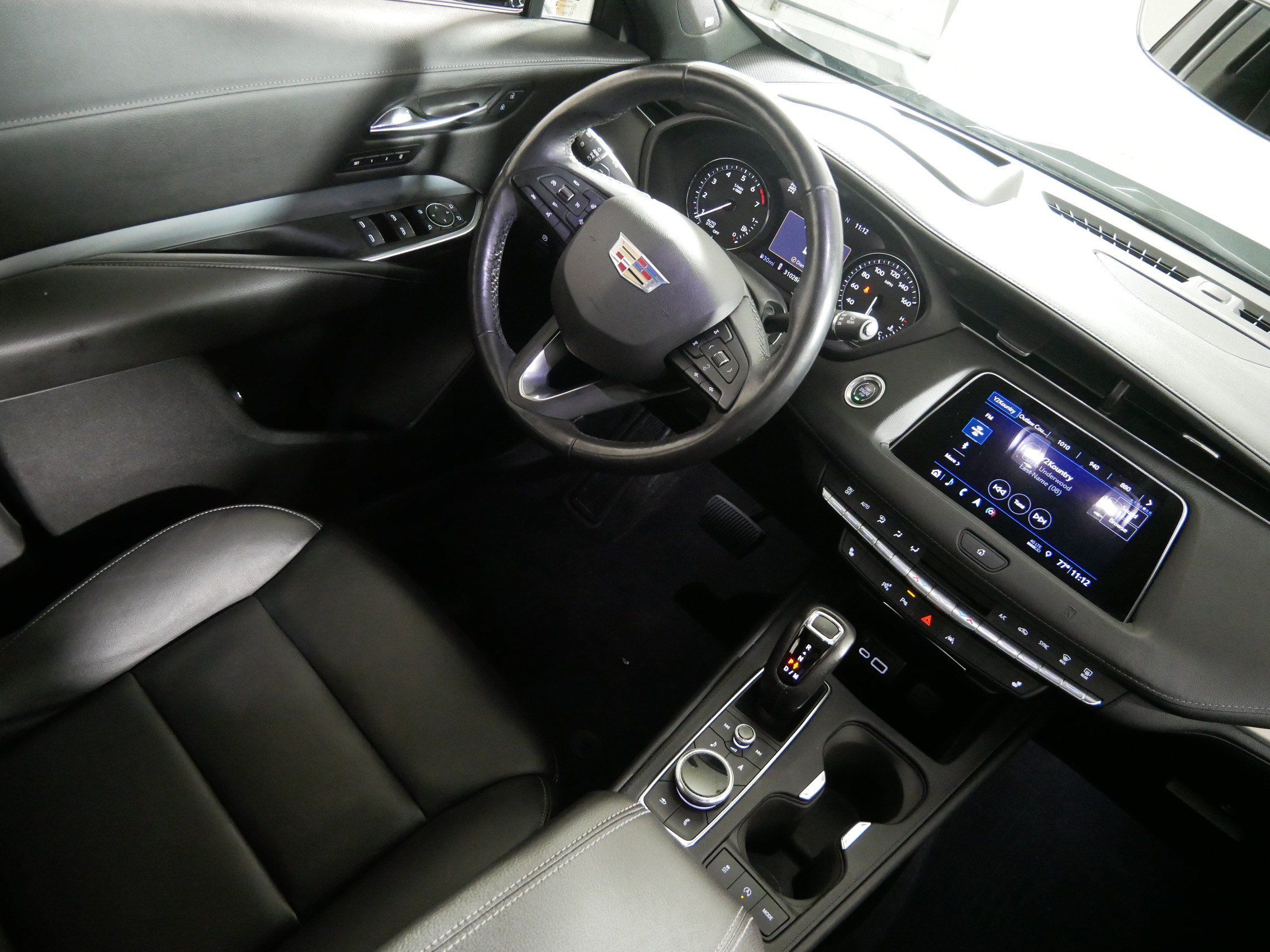 Certified 2019 Cadillac XT4 Premium Luxury w/ Technology Package AWD/4WD image 9