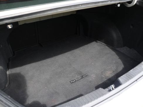 Used 2011 Hyundai Sonata GLS image 23