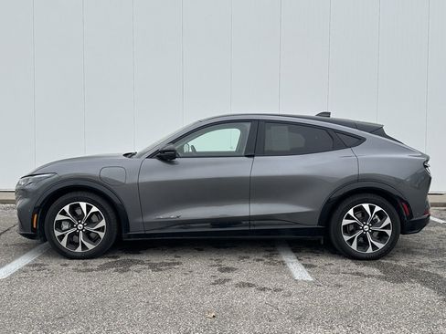 Used 2021 Ford Mustang Mach-E Premium image 2