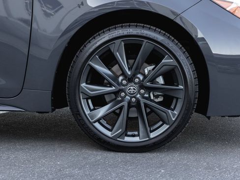 Certified 2025 Toyota Corolla SE FWD image 4