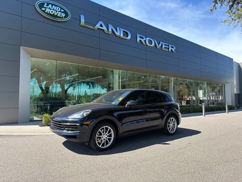 Used 2019 Porsche Cayenne AWD/4WD image 1