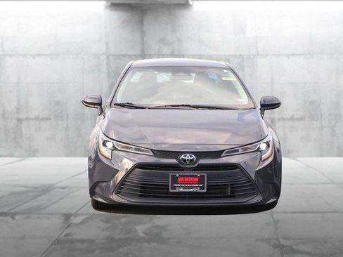 Used 2024 Toyota Corolla LE FWD image 4