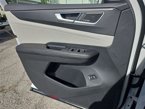 New 2026 Volkswagen Atlas Cross Sport SEL Premium R-Line image 20