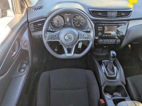 Used 2017 Nissan Rogue Sport S w/ S Appearance Package image 24