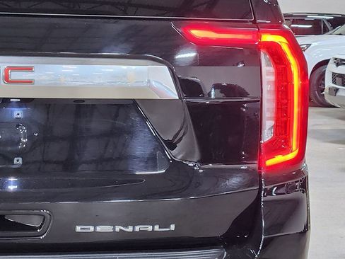 Used 2022 GMC Yukon Denali w/ Denali Premium Package AWD/4WD image 22
