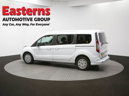 Used 2017 Ford Transit Connect XLT image 61