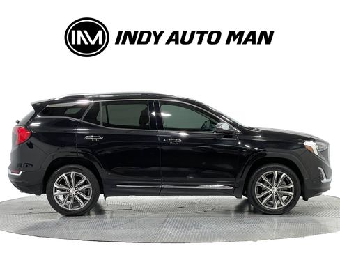 Used 2019 GMC Terrain Denali w/ GMC Pro Grade Package AWD/4WD image 3