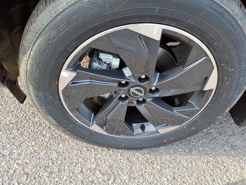 Used 2026 Nissan Rogue SV w/ Cold Weather Package image 11