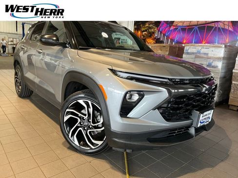 Used 2024 Chevrolet TrailBlazer RS w/ Convenience Package AWD/4WD image 1