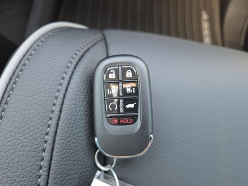 New 2026 Honda Odyssey Touring image 38