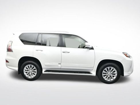 Used 2017 Lexus GX 460 Premium w/ Premium Package AWD/4WD image 9
