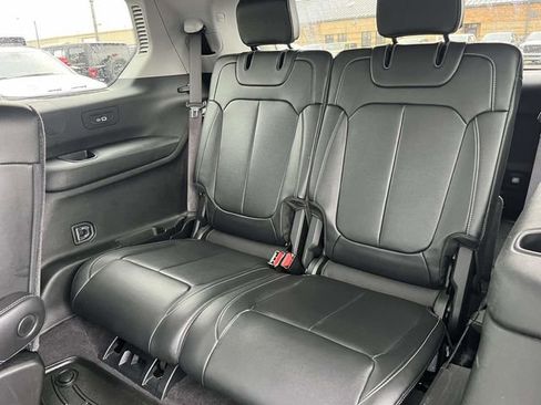 Used 2022 Jeep Grand Cherokee L Limited image 17