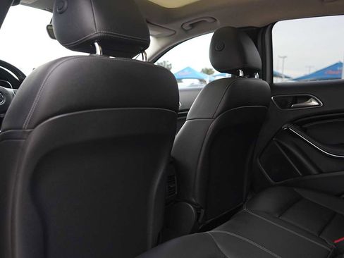 Used 2020 Mercedes-Benz GLA 250 GLA 250 image 13