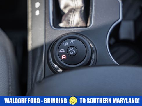 Used 2018 Ford Explorer 4WD image 23