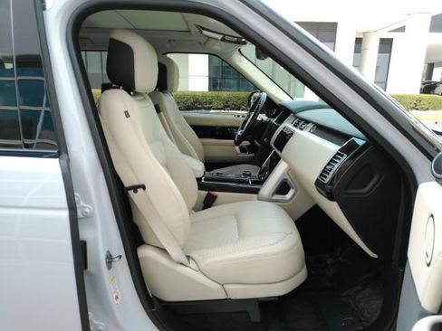 Used 2021 Land Rover Range Rover HSE AWD/4WD image 24