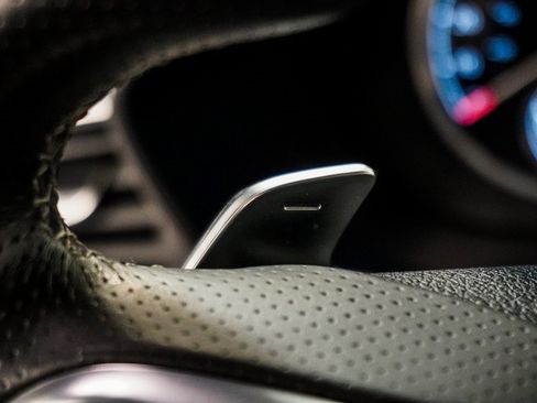 Used 2022 Genesis G70 3.3T w/ Sport Advanced Package image 21