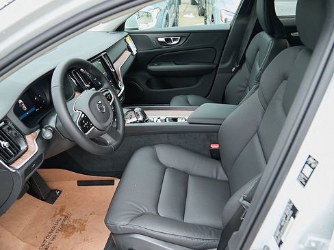 New 2026 Volvo V60 B5 Cross Country Plus w/ Climate Package image 14