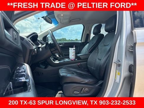 Used 2016 Ford Edge Titanium FWD image 5